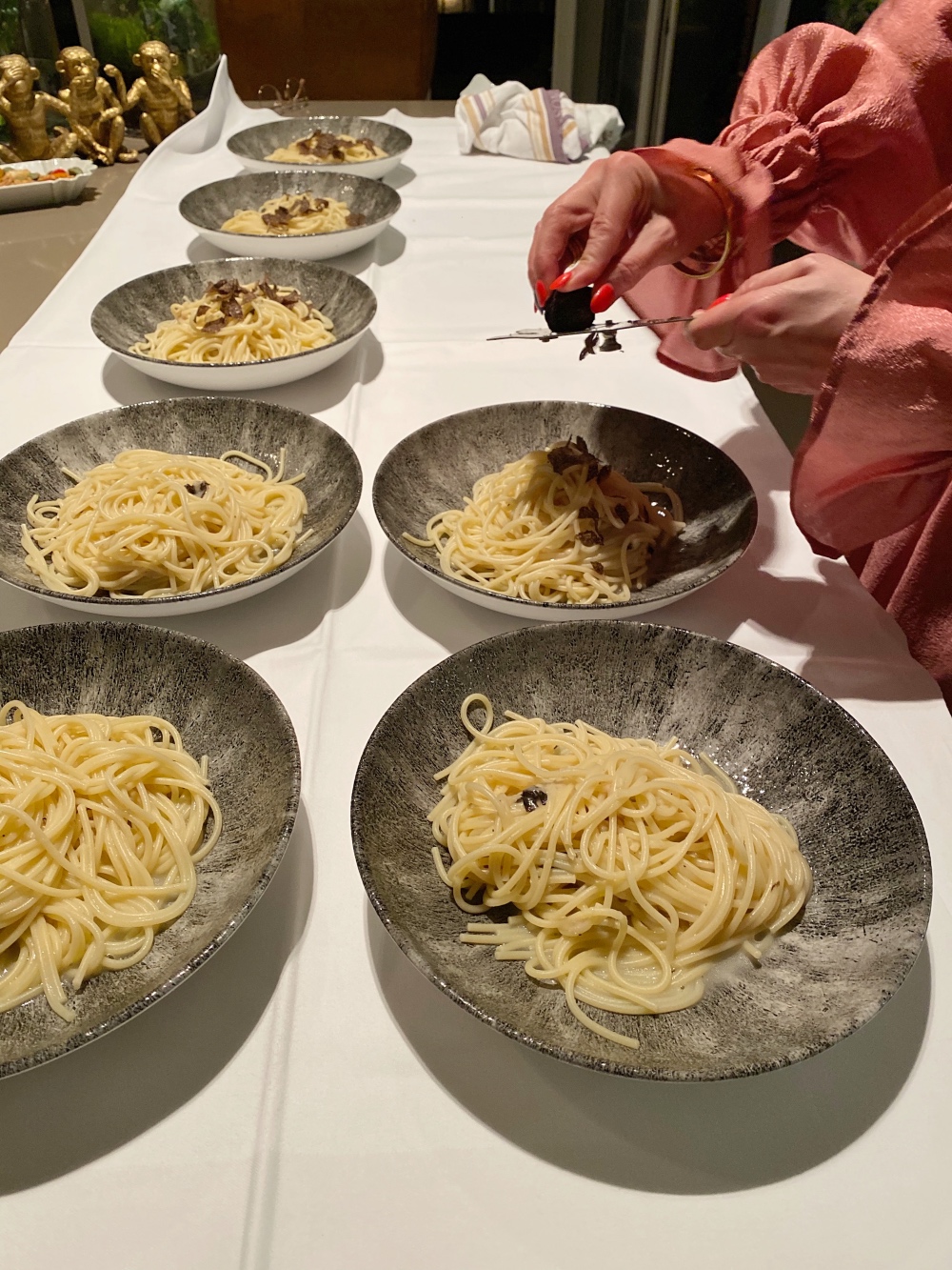 Trüffel-Spaghetti: Das Originalrezept, Soulfood, einfach - FOURhang auf